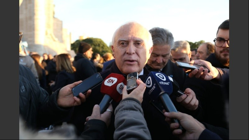 El gobernador se mostró disgustado con los 