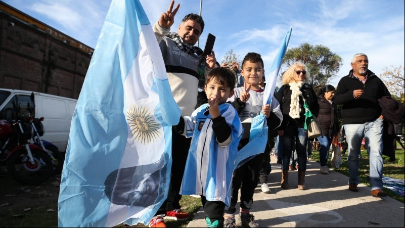 Niños llegaron también a Metropolitano.