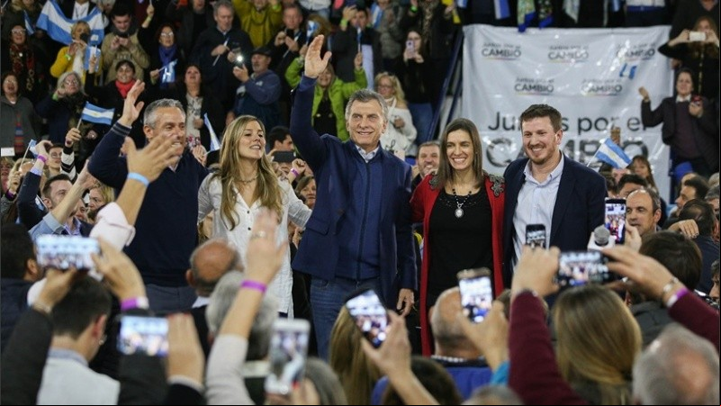 Macri con los candidatos de Santa Fe.