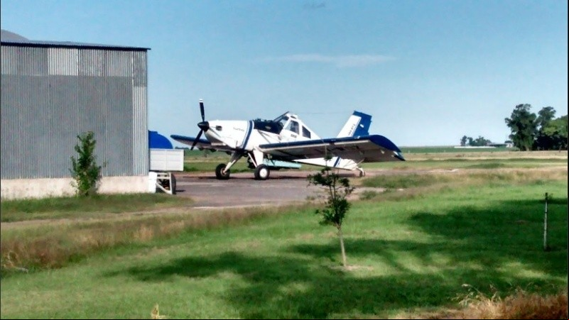 Los delincuentes entraron al hangar del aeroclub local.