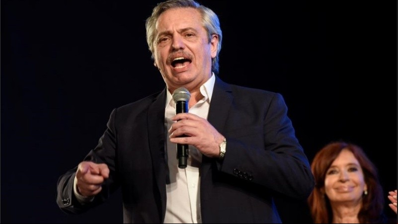 Alberto hizo un llamado a la unidad de los argentinos en su primer discurso tras resultar electo. 
