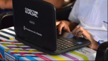 El gobierno trabaja en el regreso del programa Conectar igualdad.