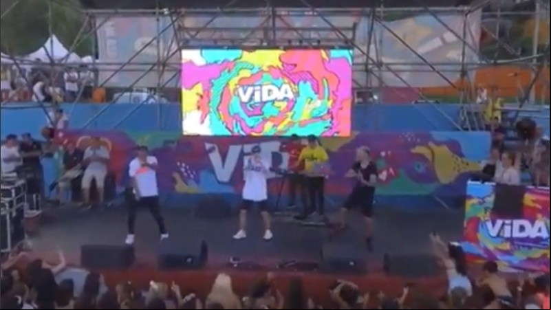 Junto a los DJ y conductores de FM Vida, se vivió un sábado a pleno sol y música.