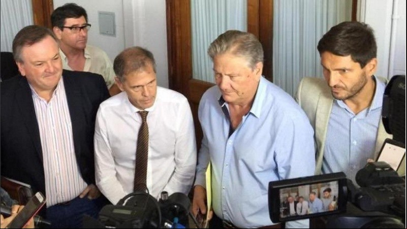 Avanza la Ley de Necesidad Pública. 
