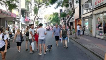 Una nueva jornada de la "peatonal San Luis.