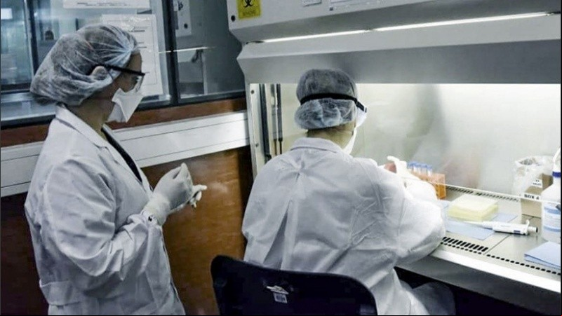 Uno de los test por covid-19 dio positivo en Rosario.