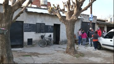 El asesino robó el arma y las municiones de la víctima del homicidio.