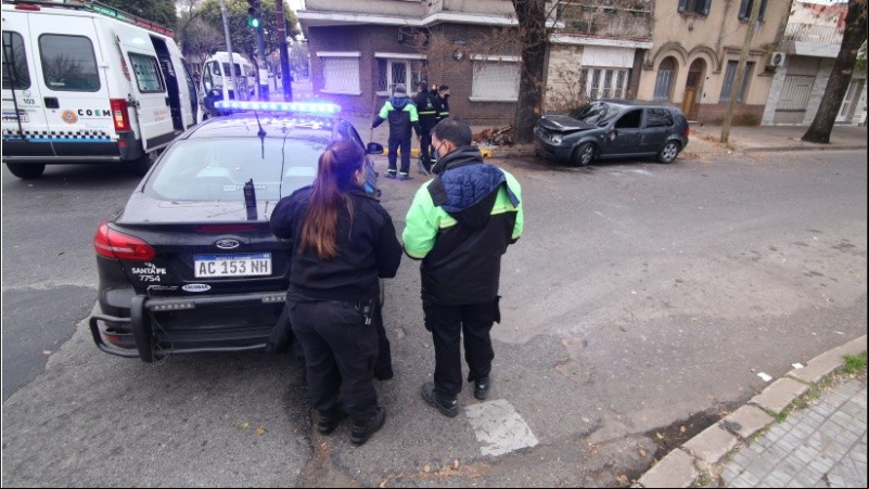 El coche, ya enderezado.