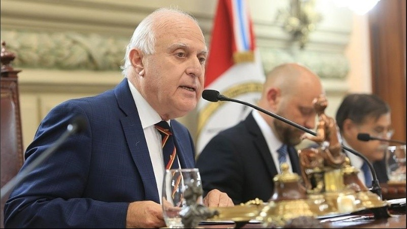 El ex gobernador también se mostró en contra de la eliminación de las elecciones primarias.