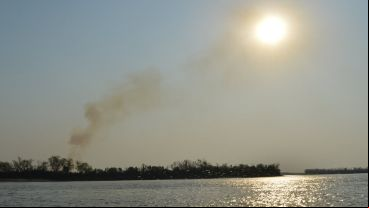 Los incendios sin fin en un año de sequía y bajante histórica del Paraná.