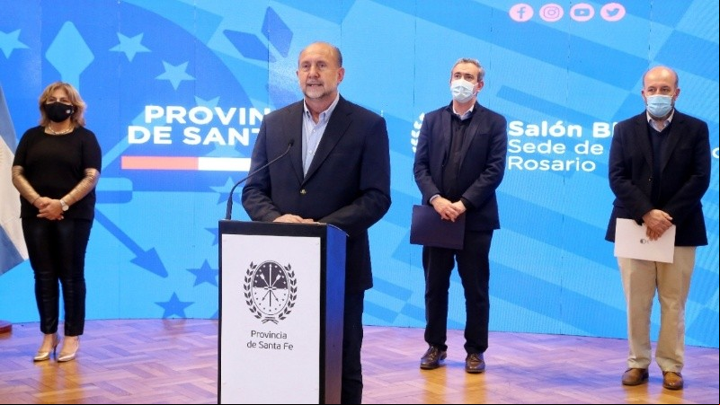 La esperada conferencia se realizó desde las 20.25 en Gobernación de Rosario.