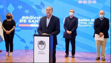 La esperada conferencia se realizó desde las 20.25 en Gobernación de Rosario.