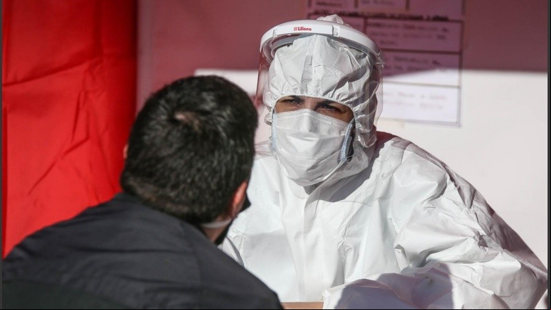 La prueba de reacción en cadena de la polimerasa, conocida como PCR, no diferencia si un virus es o no infectivo.