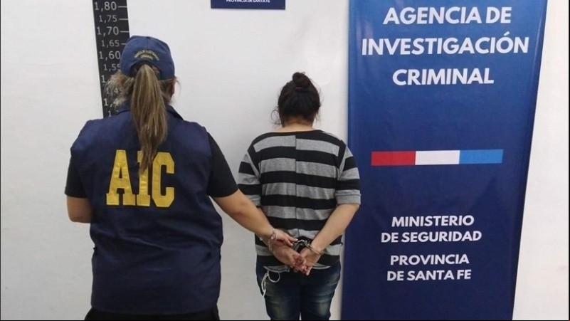 Nélida tiene 33 años.