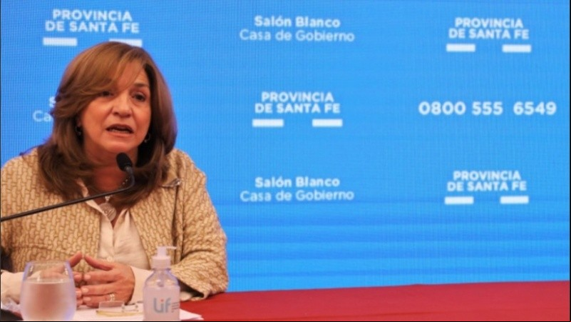 La ministra de Infraestructura, Servicios Públicos y Hábitat, Silvina Frana,