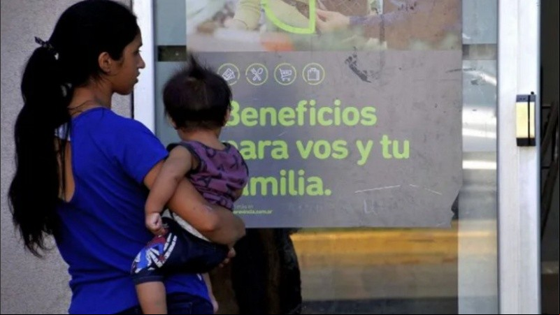Llega una ayuda a los más golpeados por la pandemia. 