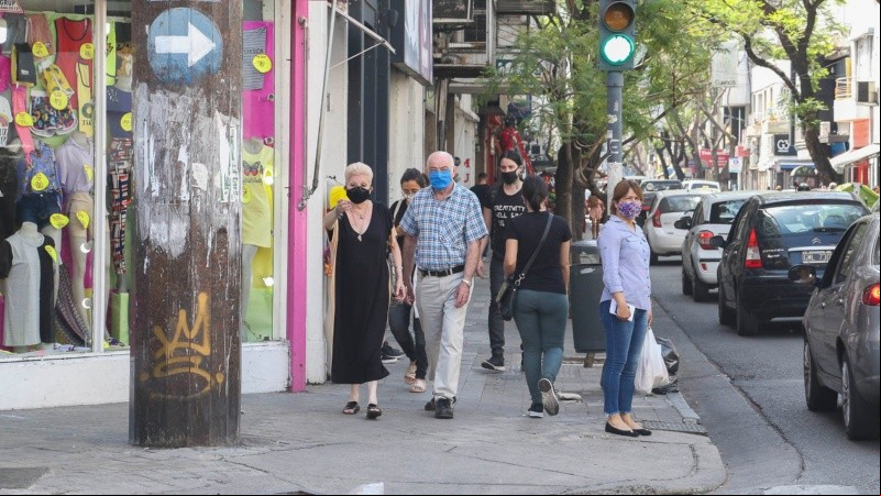 Los comerciantes de la zona apuntan contra la caída de las ventas.