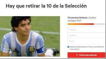 Cientos de hinchas se sumaron al pedido.