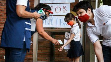 La ministra de Educación de Santa Fe, Adriana Cantero, confirmó este jueves que las clases en la provincia se iniciarán el 15 de marzo.