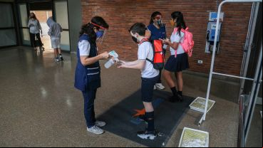 Si se necesita restringir la circulación, se deberá privilegiar la escolaridad presencial.