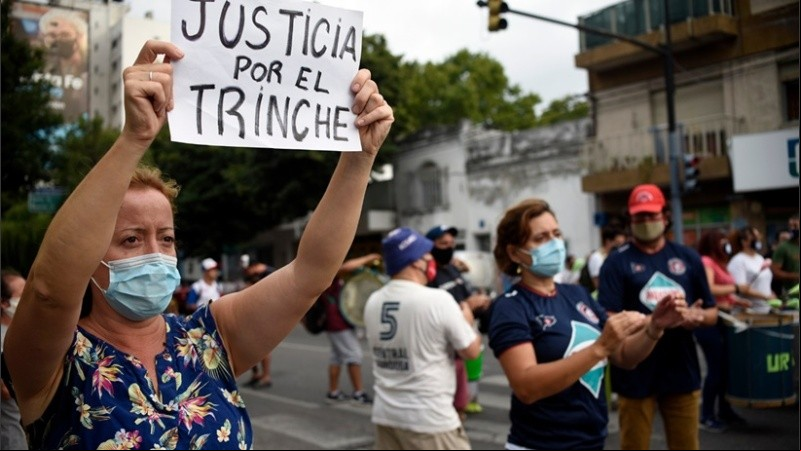 Los manifestantes recordaron al Trinche y reclamaron mayor seguridad.