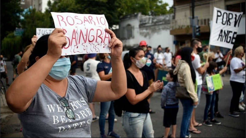 Los manifestantes recordaron al Trinche y reclamaron mayor seguridad.