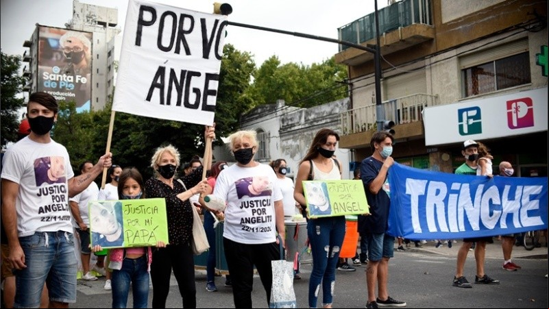Los manifestantes recordaron al Trinche y reclamaron mayor seguridad.