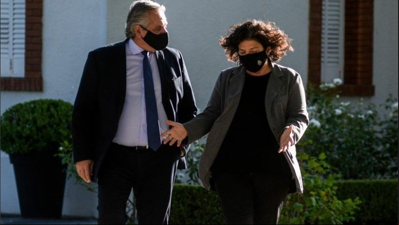El presidente Alberto Fernández junto a la nueva ministra Vizzotti.