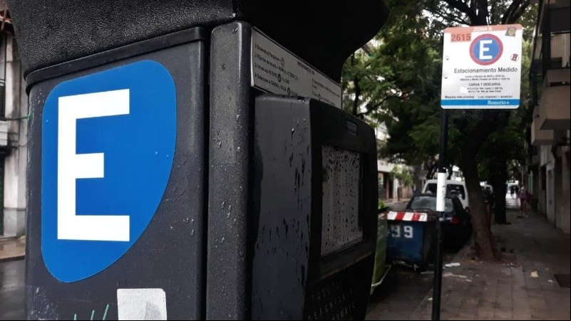 El estacionamiento medido vuelve a funcionar de lunes a viernes de 9 a 20 y los sábados de 9 a 12.