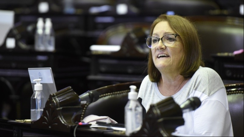La diputada Mounier propone que negar los crímenes del Terrorismo de Estado sea ilegal.
