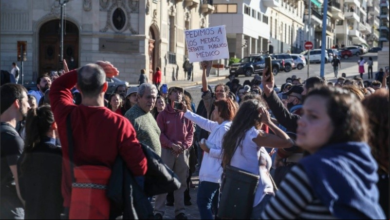 La movida encabezada por médicos este martes en el Monumento