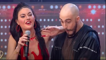 Sofía Jujuy Jiménez y Nacho Saraceni en a pista de ShowMatch La Academia