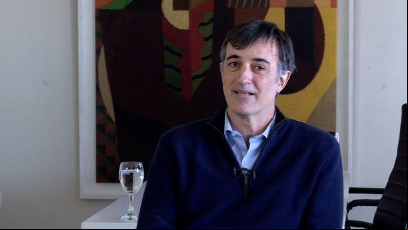 Esteban Bullrich se suma a la lista de los varados por el mundo. 