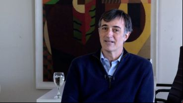 Esteban Bullrich se suma a la lista de los varados por el mundo.