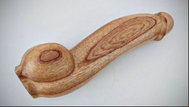 Los penes de madera son para el programa de Promoción de salud sexual.