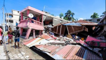 Casi 3 mil casas fueron completamente destruidas.