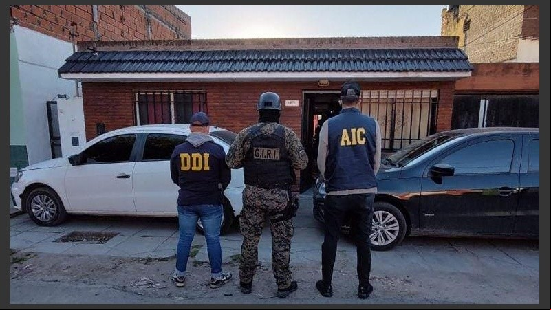A la joven detenida se le formó causa por encubrimiento de robo.