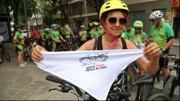 Familiares y amigos realizaron el homenaje con una bicicleteada.