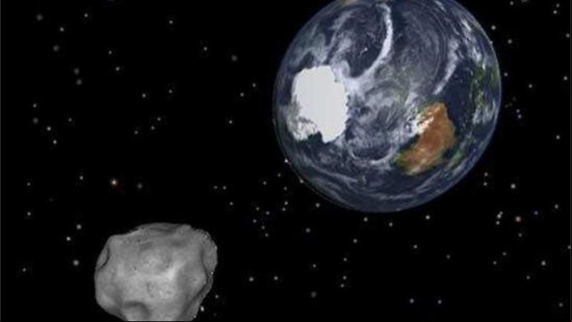 Los astrónomos lo vigilan con atención.