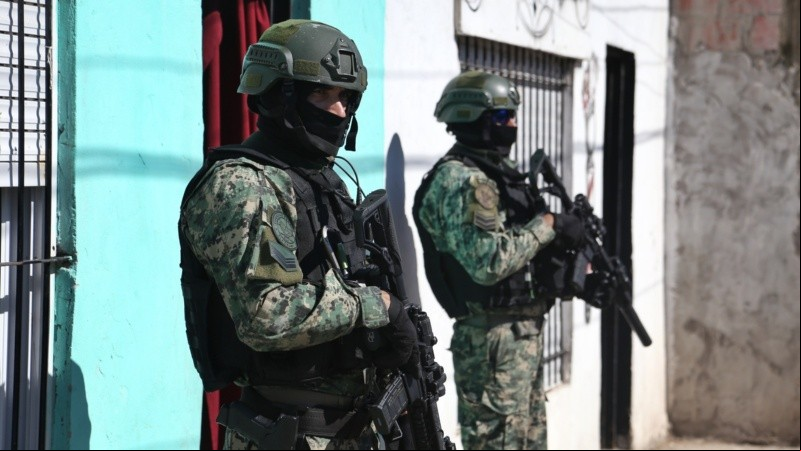 El allanamiento de Gendarmería en el domicilio del Viejo Cantero, en Avellaneda al 4500