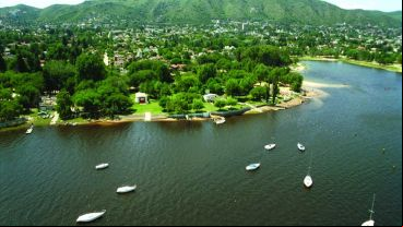 El lago San Roque es uno de los principales atractivos de la provincia