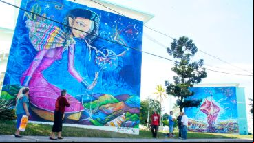 Camino Corazón: parte de un tríptico realizado en Santa Clara, Cuba, donde están los restos del Che Guevara.