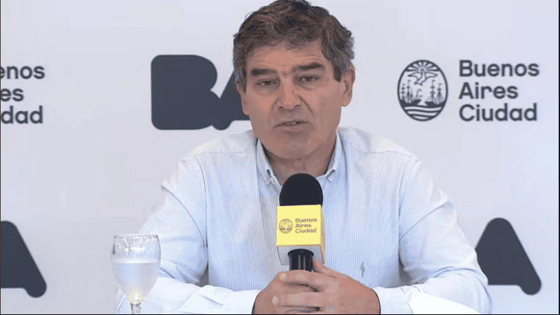 Quirós dijo que las decisiones tienen que aplicarse cuando el beneficio de la política es mayor al perjuicio.