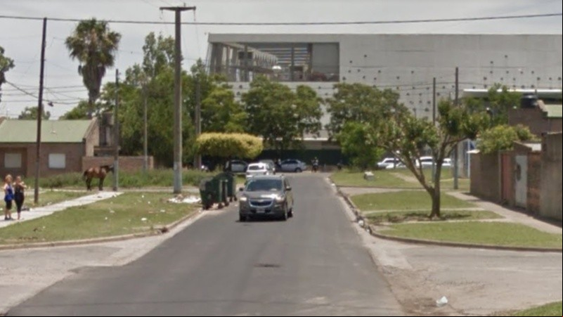 Un joven fue baleado en zona sur, en una de las calles detrás del casino.