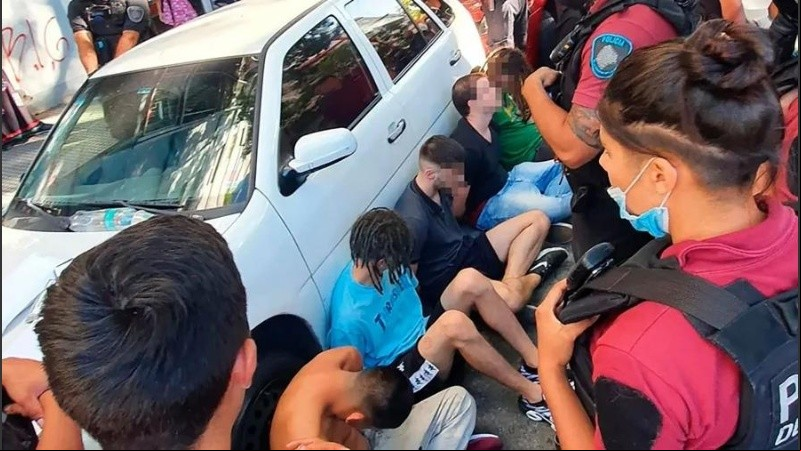 Domínguez está acusado de oficiar de campana fuera del automóvil en el que se produjo la violación.