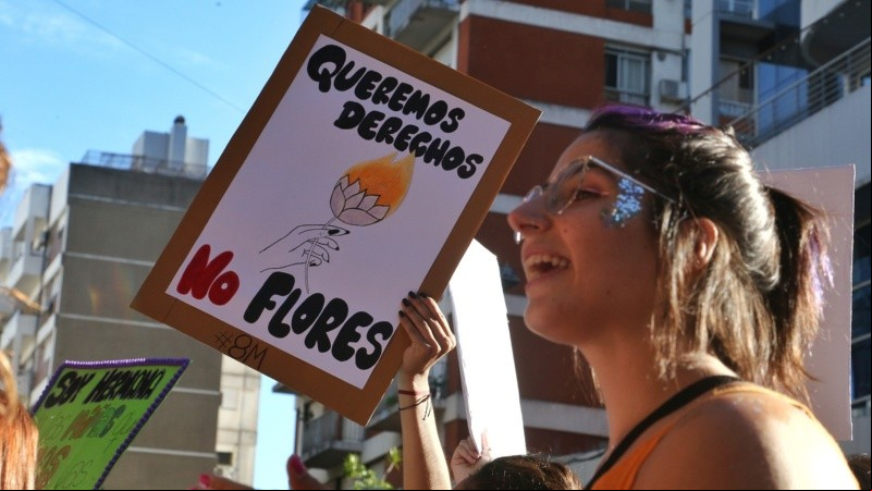 La marcha del 8M en la ciudad de Rosario.