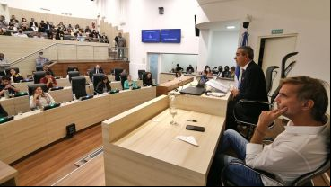 El intendente durante el discurso de apertura de sesiones.
