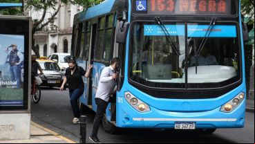 Los colectivos circularán este martes con normalidad.