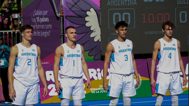 Nicolás García en el equipo de básquet 3x3.