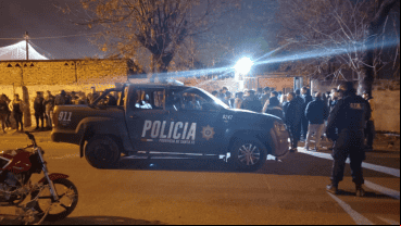 En la madrugada del sábado, los agentes detuvieron al organizador y desalojaron el evento.